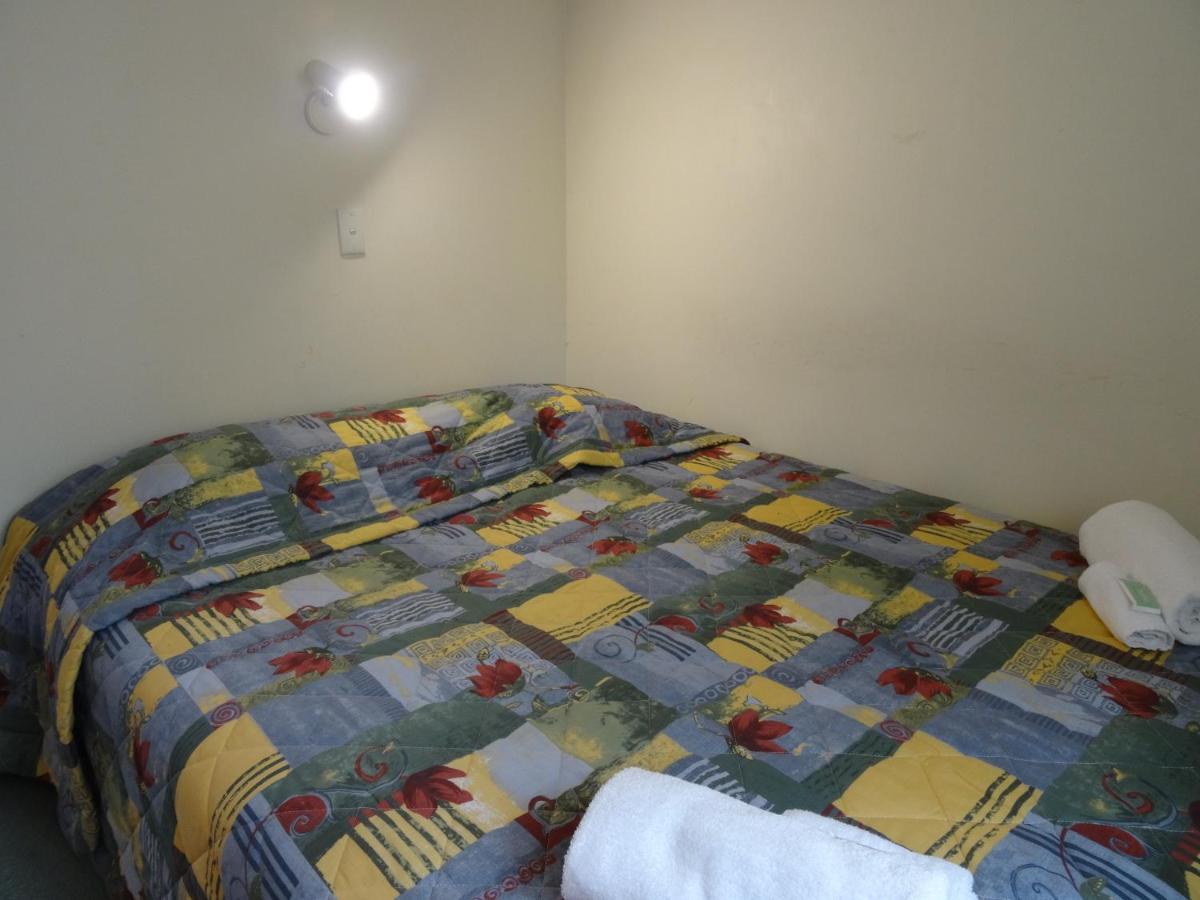 Sahara Motels Dunedin Eksteriør bilde